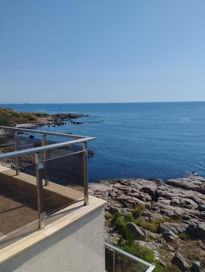 Swan Bay Complex Apartment Chernomorets Bagian luar foto